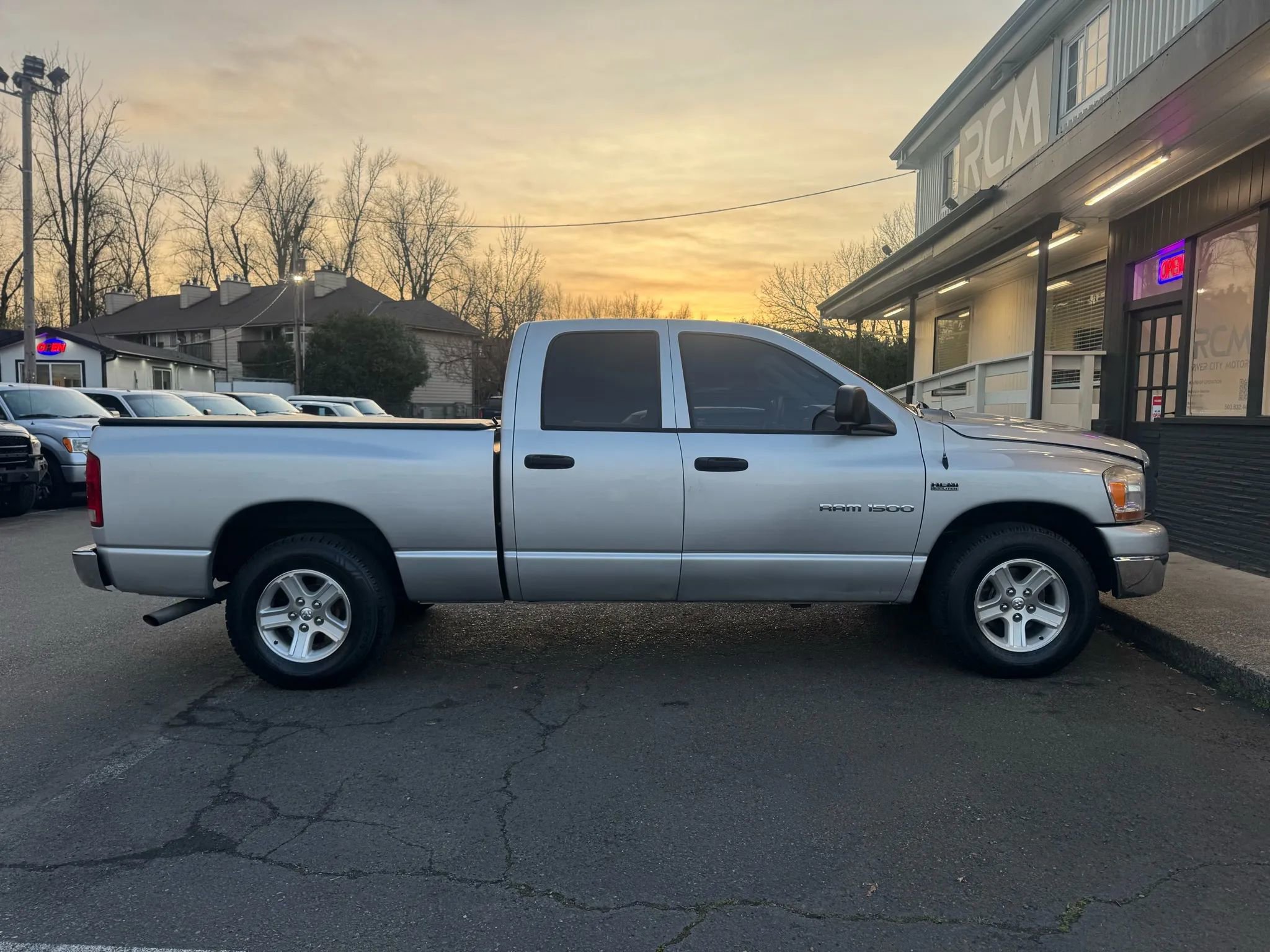 Used 2006 Dodge Ram 1500 Truck SLT w/ Trailer Tow Group image 8