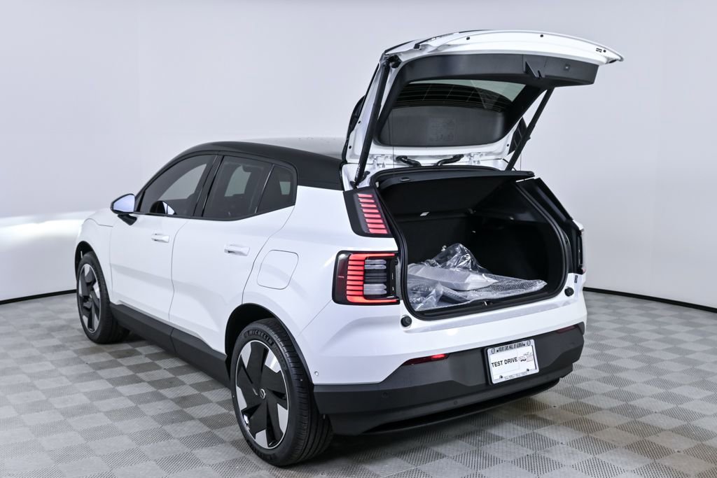 New 2026 Volvo EX30 Ultra w/ Climate Package AWD/4WD image 31