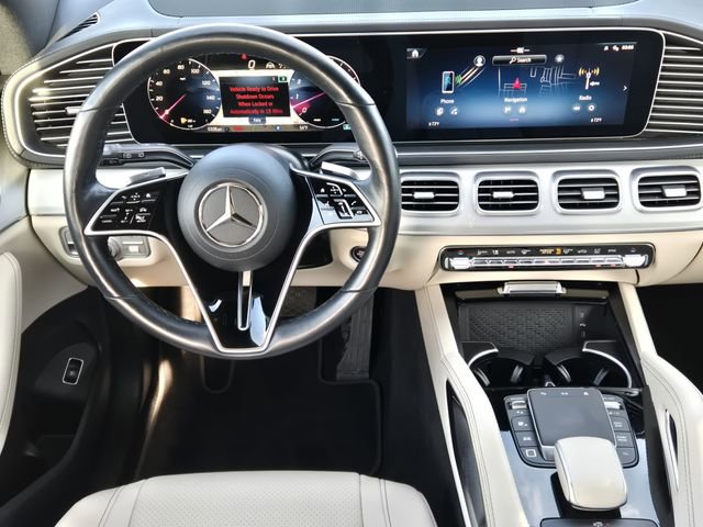Used 2025 Mercedes-Benz GLS 450 4MATIC image 29