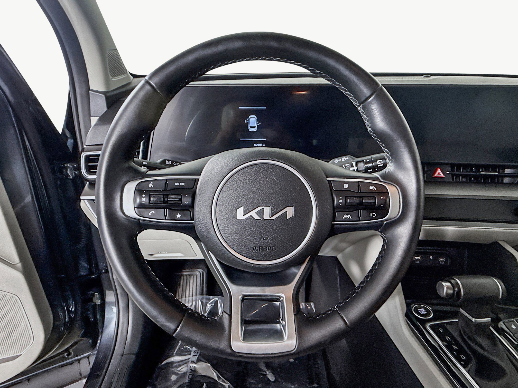 Used 2023 Kia Sportage EX image 13