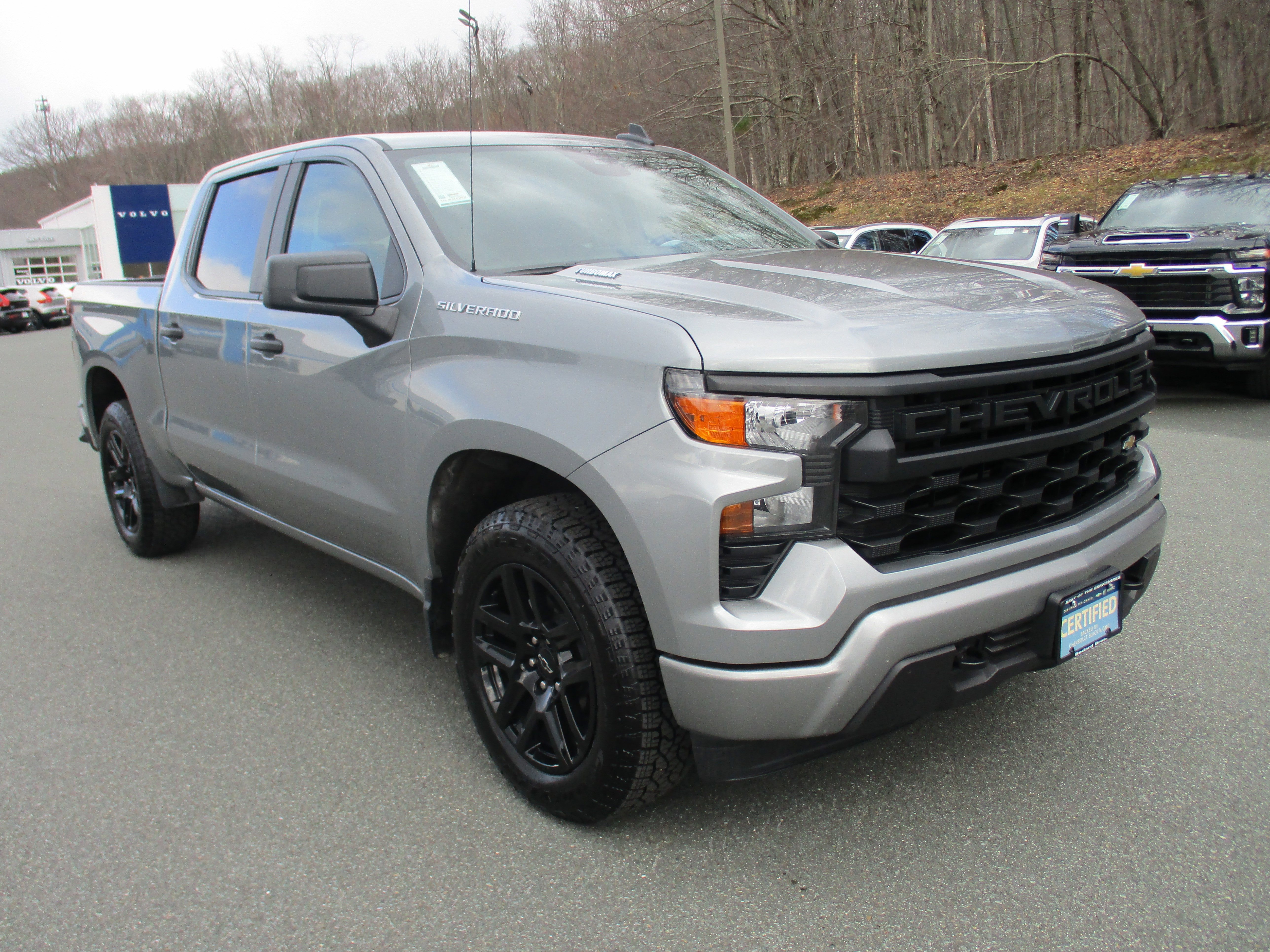 Certified 2025 Chevrolet Silverado 1500 Custom image 3