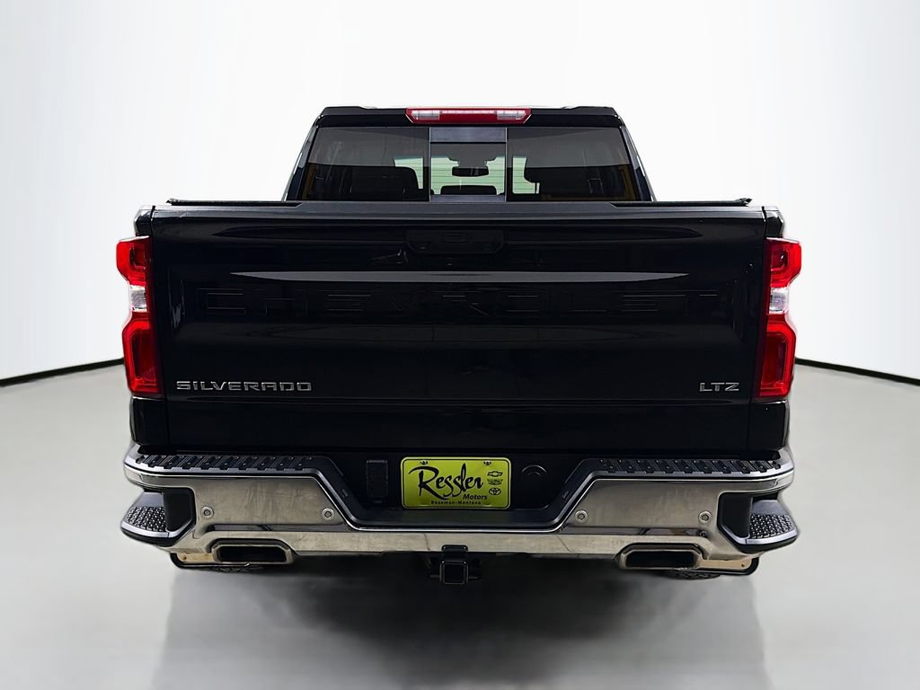 Used 2023 Chevrolet Silverado 1500 LTZ AWD/4WD image 7
