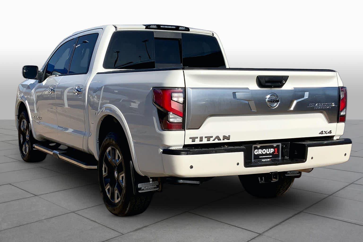 Used 2022 Nissan Titan Platinum Reserve w/ Moonroof Package AWD/4WD image 12