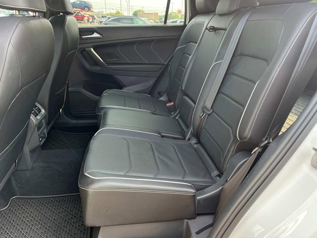 Used 2022 Volkswagen Tiguan SEL R-Line image 19