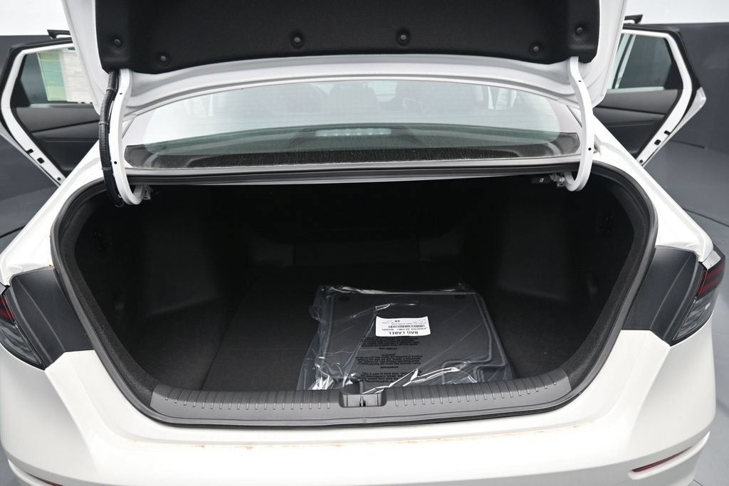 Used 2026 Honda Accord LX image 24