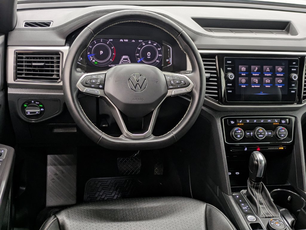 Used 2022 Volkswagen Atlas Cross Sport SE AWD/4WD image 4