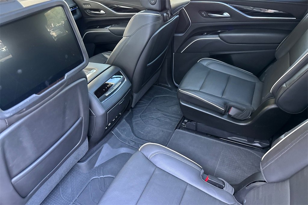 Used 2021 Cadillac Escalade Sport image 13