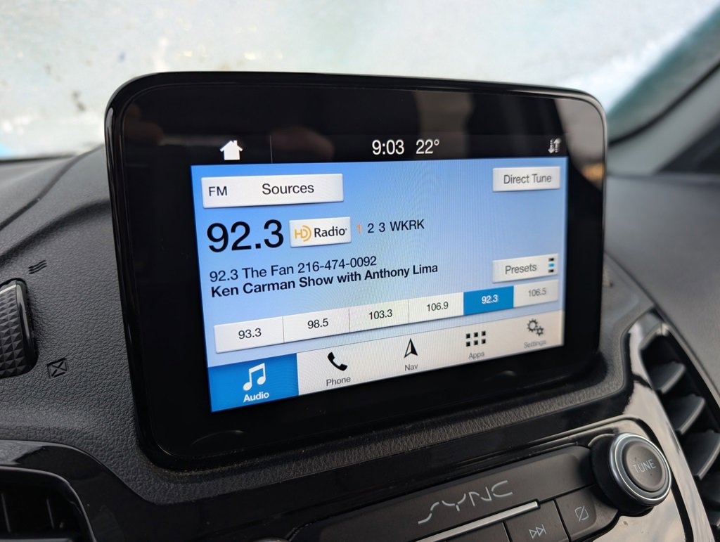 Used 2020 Ford Transit Connect Titanium w/ Trailer Tow Package image 22