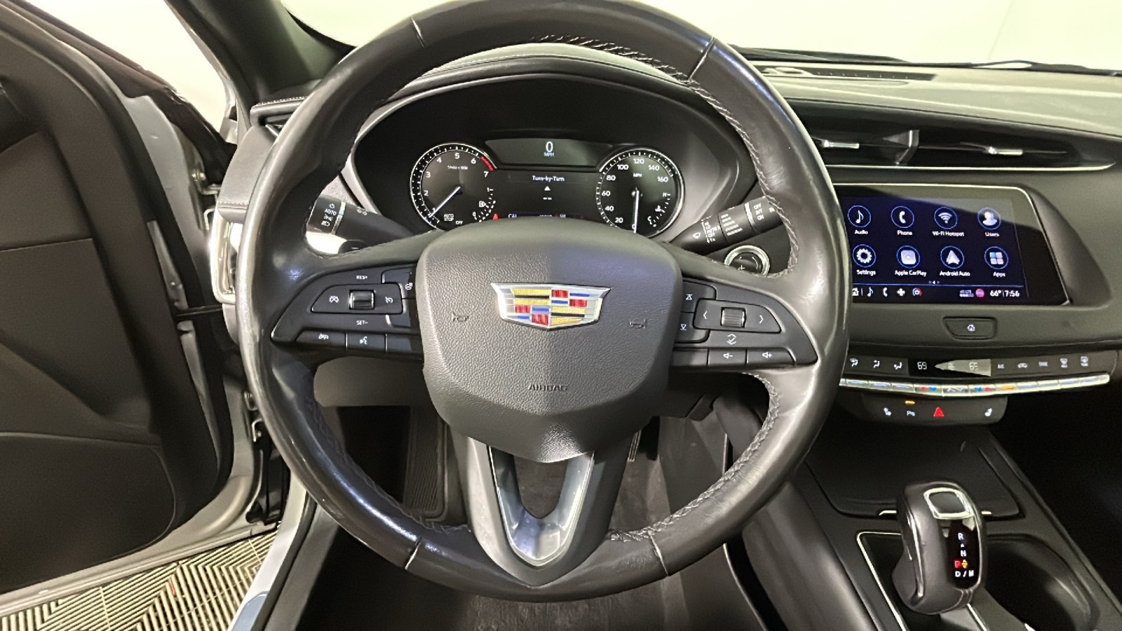 Used 2019 Cadillac XT4 Premium Luxury w/ Cold Weather Package AWD/4WD image 17