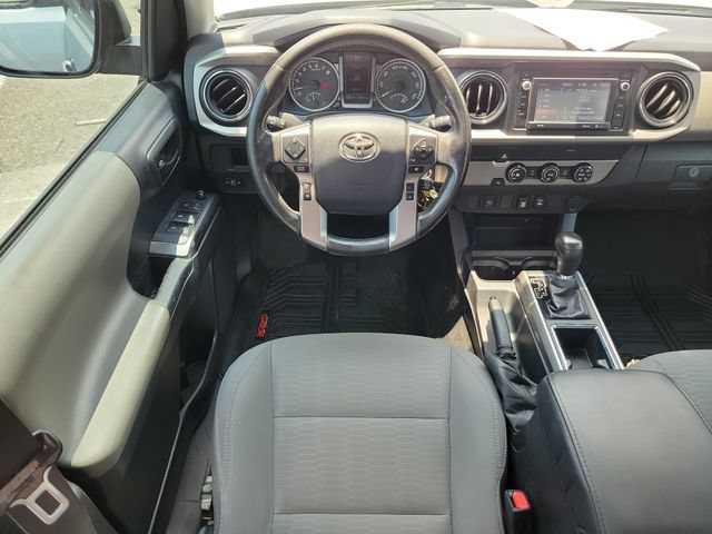 Used 2019 Toyota Tacoma SR5 RWD image 10