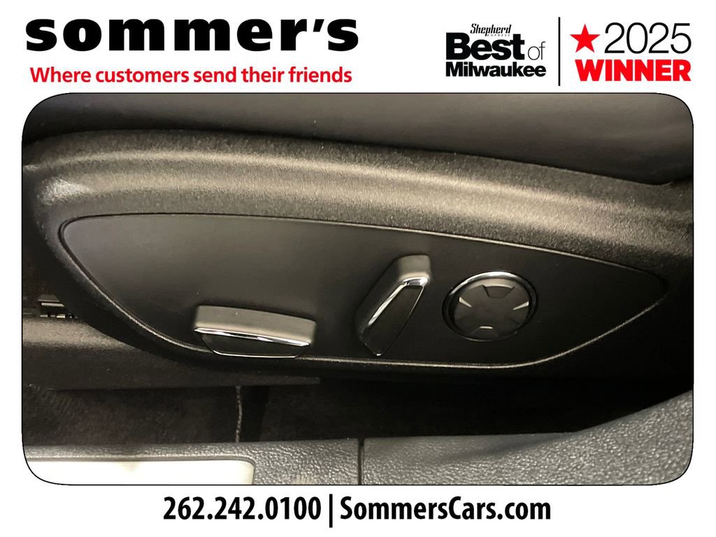 Used 2017 Lincoln MKZ Reserve w/ Climate Package image 10