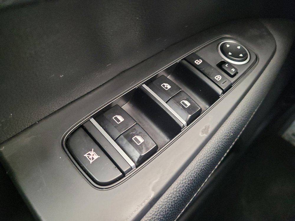 Used 2023 Kia Forte GT-Line w/ GT-Line Premium Package image 27