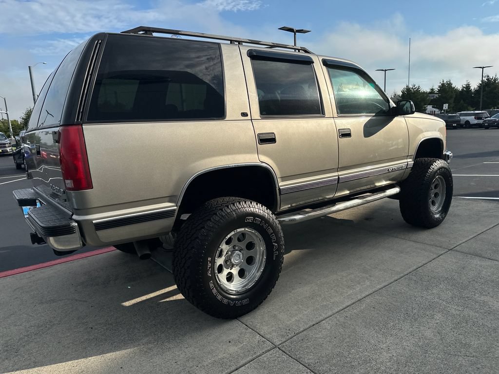 Used 1999 Chevrolet Tahoe Z71 w/ Comfort & Security Pkg AWD/4WD image 4