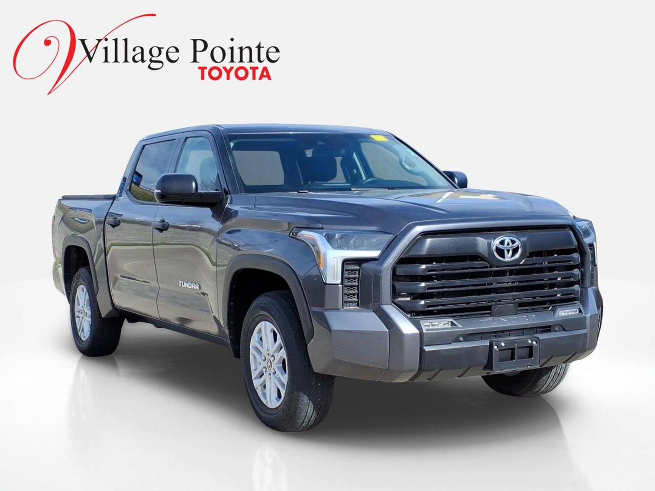 Used 2023 Toyota Tundra SR5 w/ SR5 Convenience Package image 3