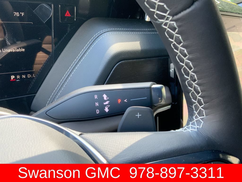New 2026 GMC Yukon Denali Ultimate w/ LPO, Floor Liner Package AWD/4WD image 16