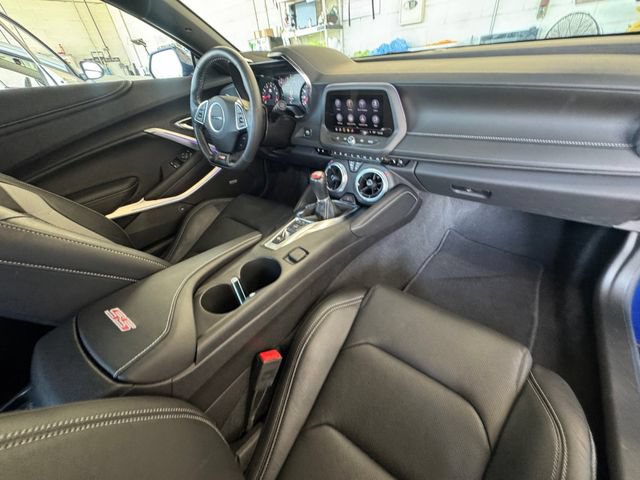 Used 2023 Chevrolet Camaro SS RWD image 31