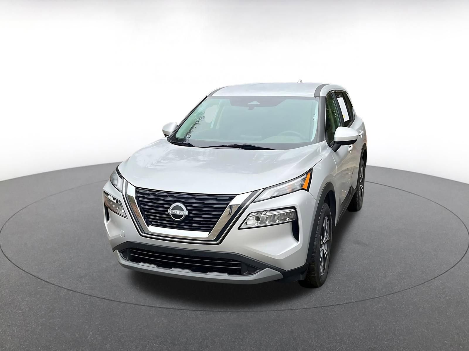 Used 2023 Nissan Rogue SV image 7