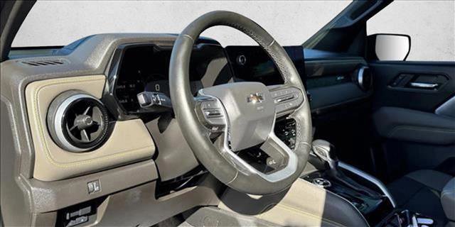 Used 2024 Chevrolet Colorado ZR2 w/ Safety Package image 11