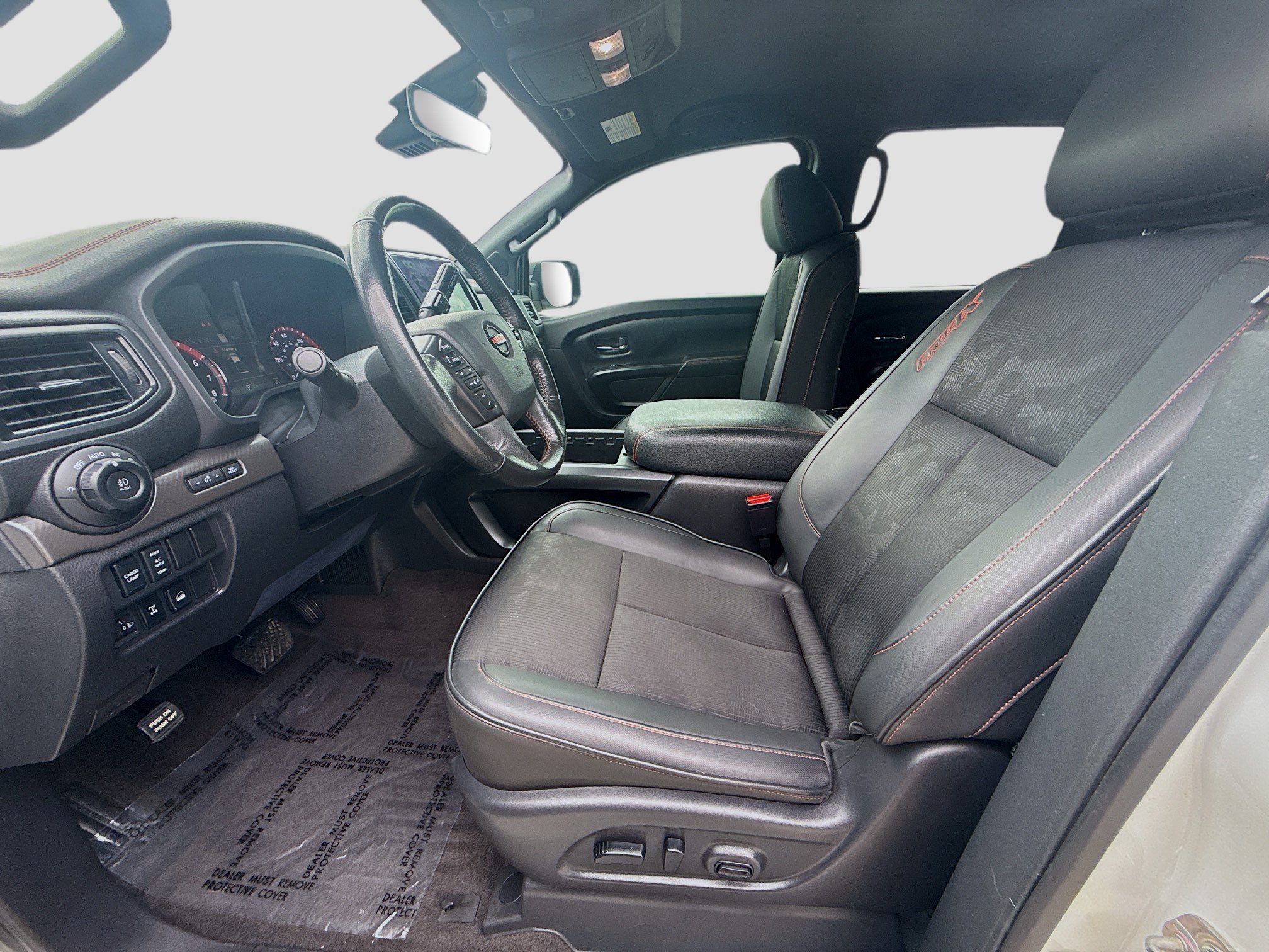 Used 2021 Nissan Titan PRO-4X w/ Pro-4x Utility Package AWD/4WD image 19