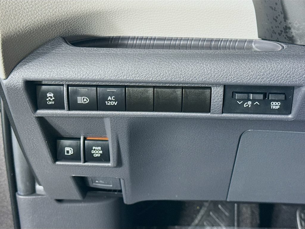 Certified 2024 Toyota Sienna XLE w/ XLE Plus Package AWD/4WD image 22