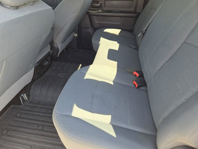 Used 2018 RAM 2500 Tradesman w/ Chrome Appearance Group image 30