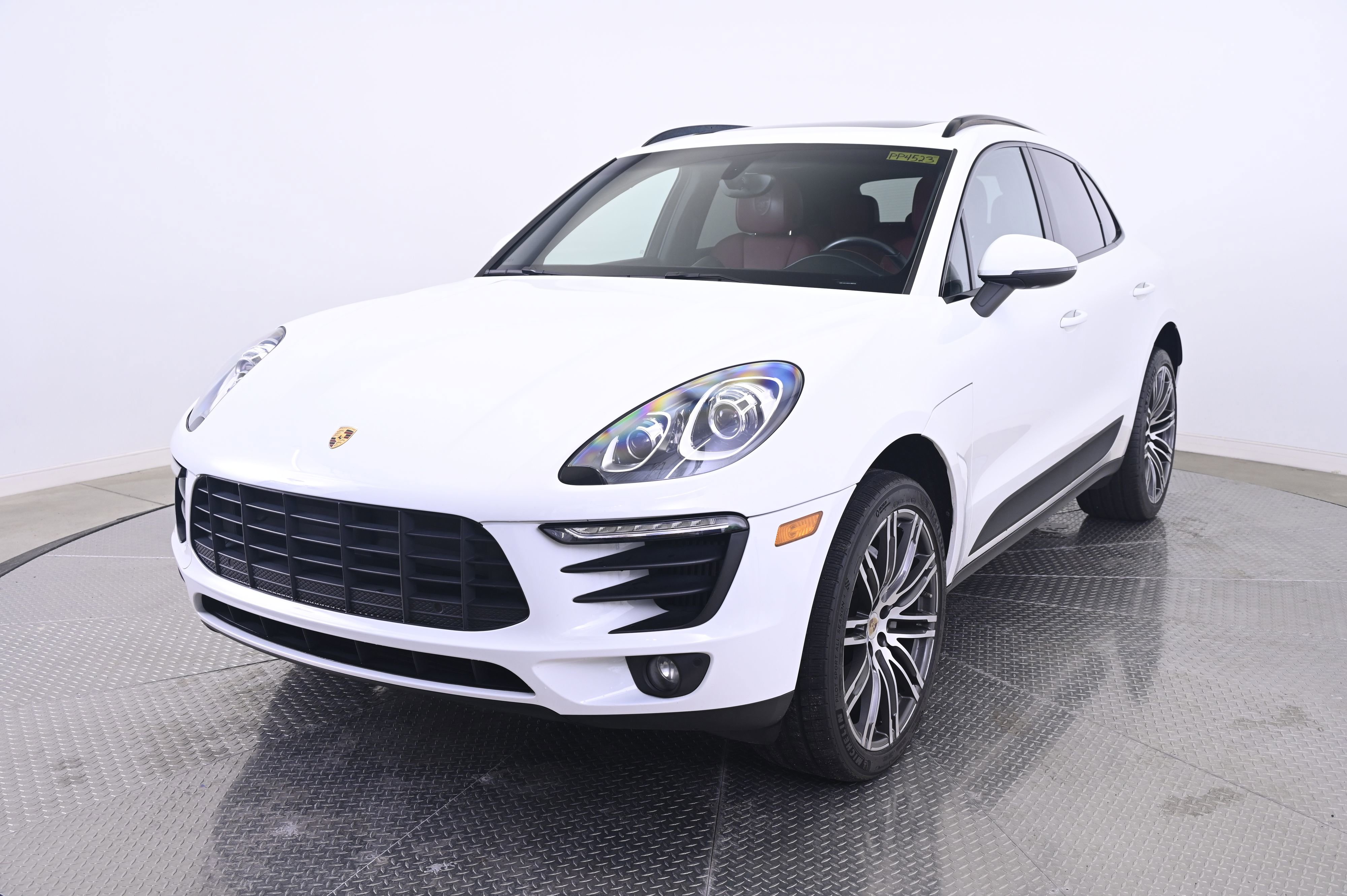 Used 2016 Porsche Macan S AWD/4WD image 1