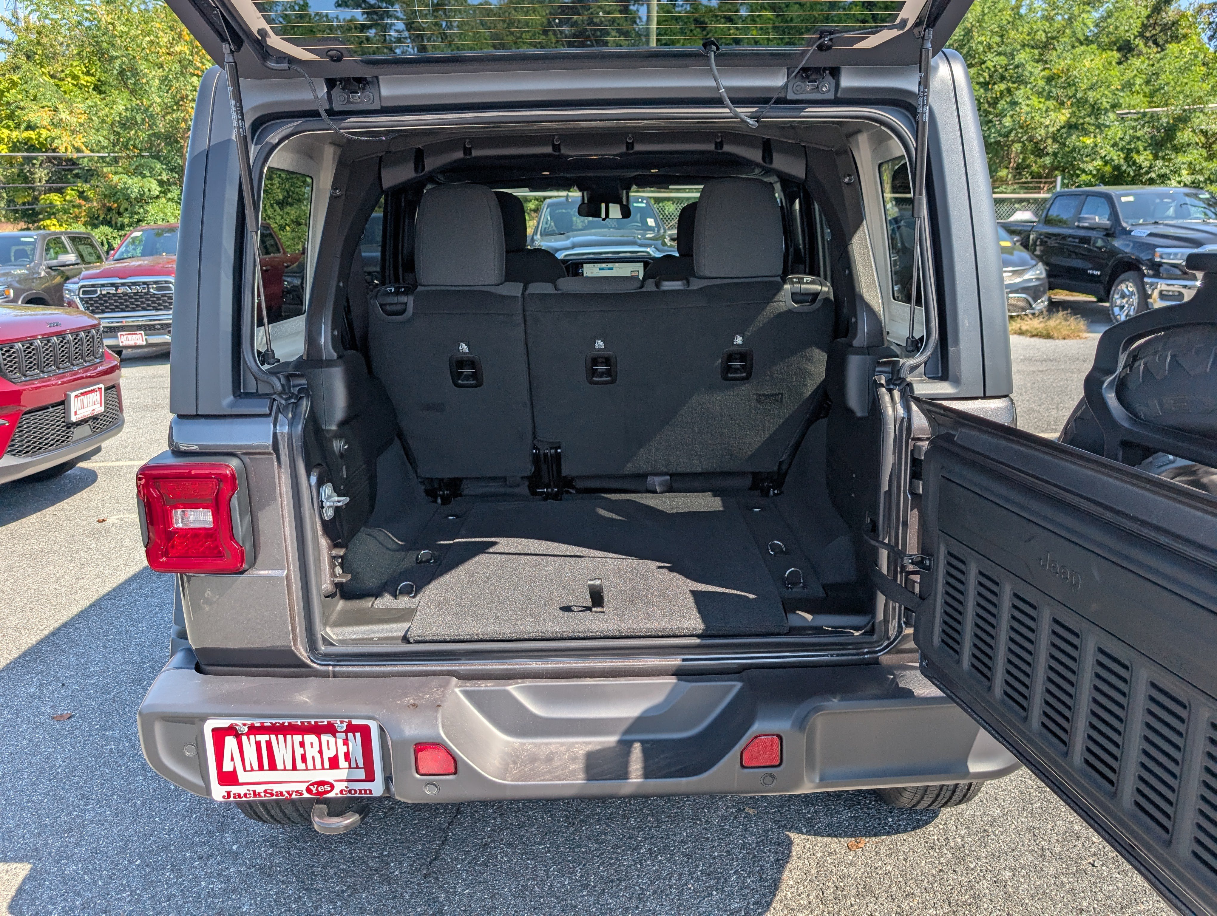 New 2025 Jeep Wrangler Unlimited Sport AWD/4WD image 11