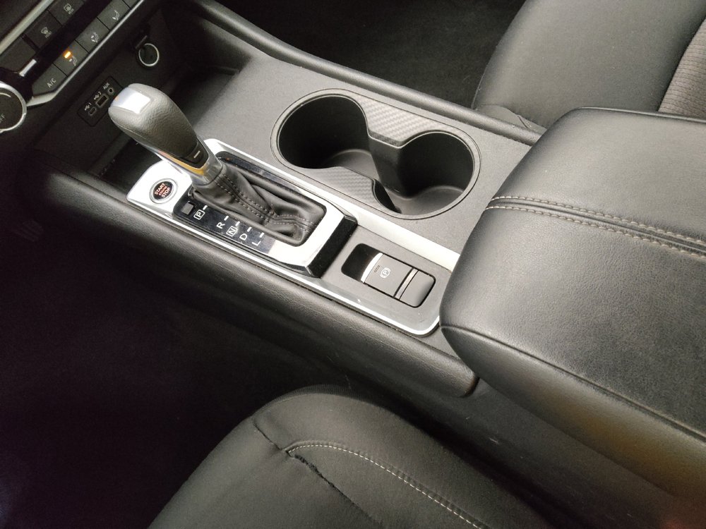 Used 2025 Nissan Altima 2.5 SV AWD/4WD image 26