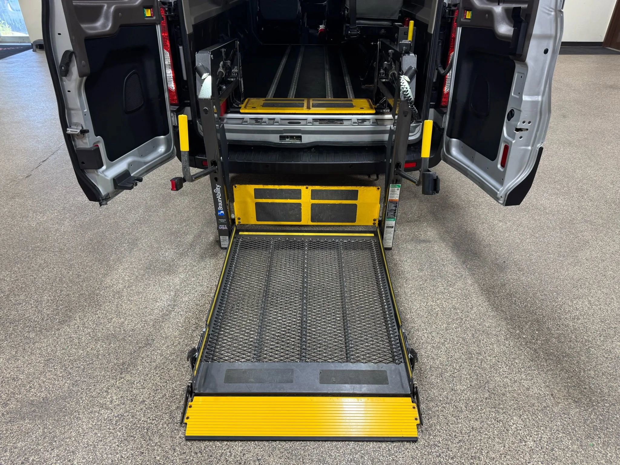 Used 2019 Ford Transit 250 148 Medium Roof image 53
