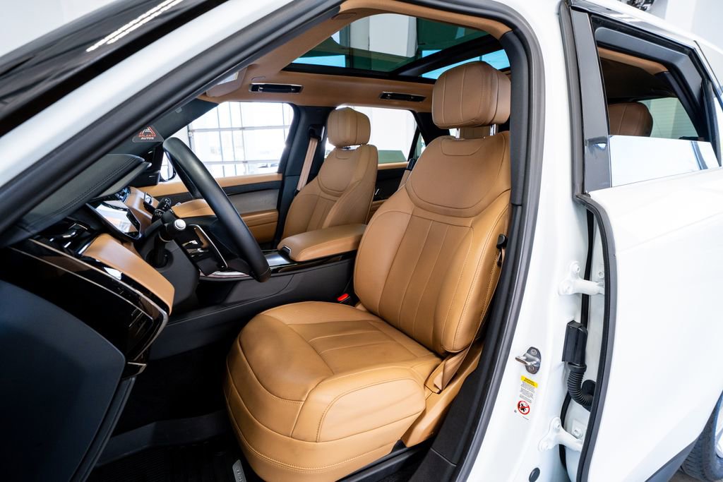 Used 2023 Land Rover Range Rover Sport SE image 36