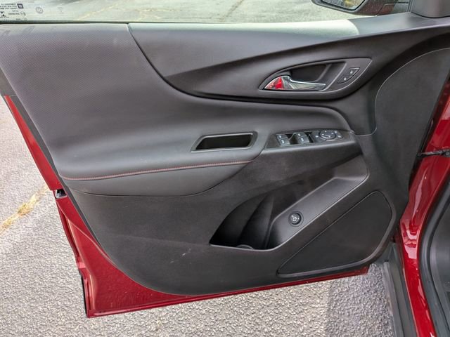 Used 2022 Chevrolet Equinox RS image 11