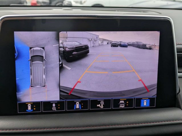Used 2021 Chevrolet Suburban RST w/ Luxury Package RWD image 23