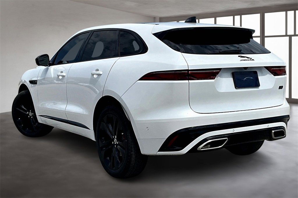 New 2026 Jaguar F-PACE R-Dynamic S image 3