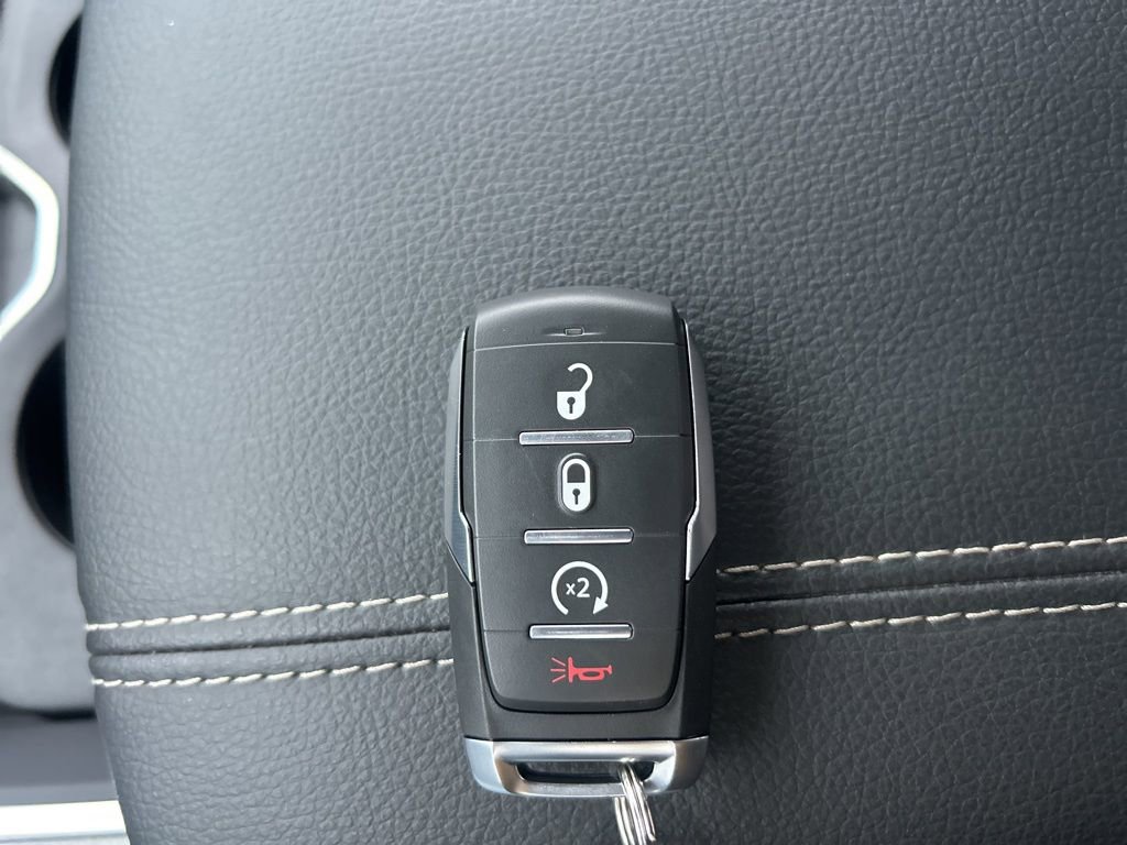 New 2026 RAM 3500 Big Horn AWD/4WD image 38