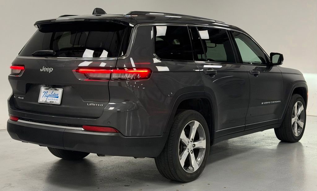 Used 2022 Jeep Grand Cherokee L Limited AWD/4WD image 3