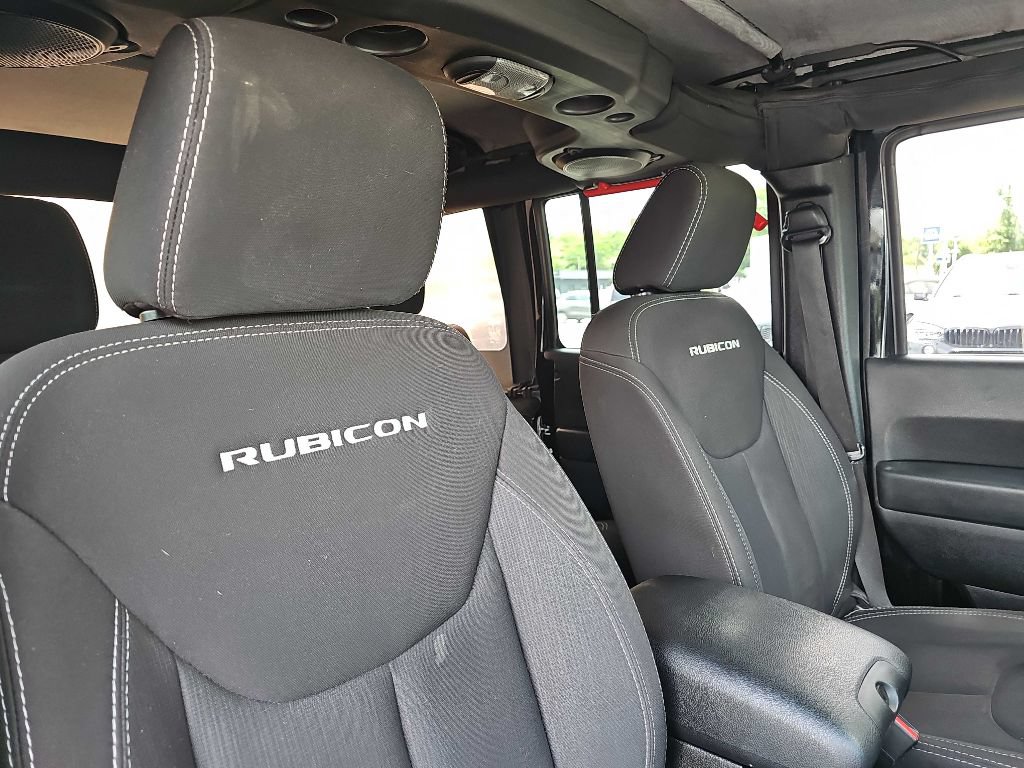 Used 2014 Jeep Wrangler Unlimited Rubicon w/ Connectivity Group AWD/4WD image 52