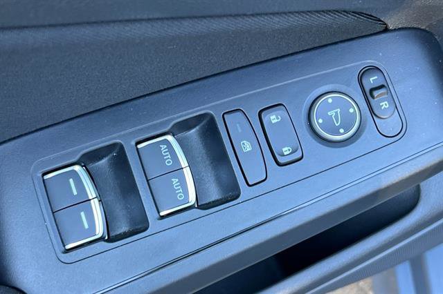Used 2025 Honda Civic Sport image 13