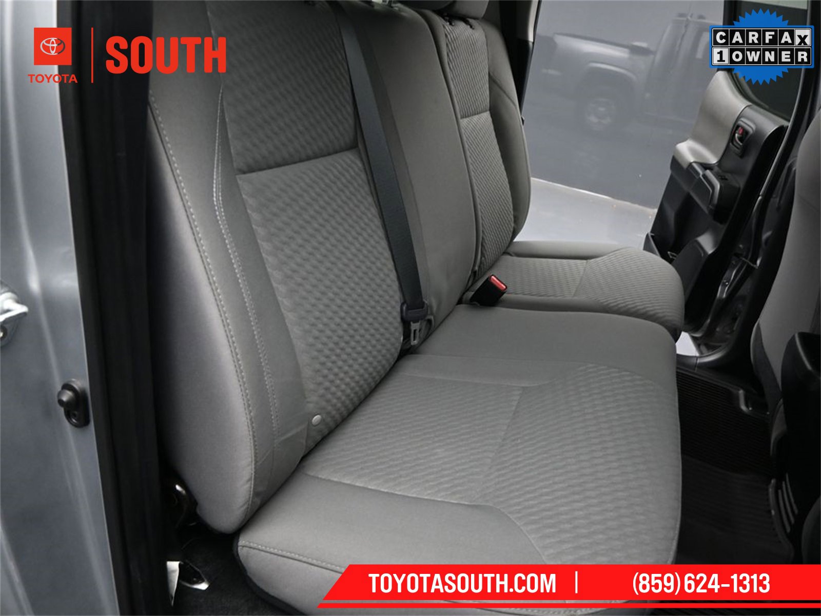 Used 2022 Toyota Tacoma SR image 24