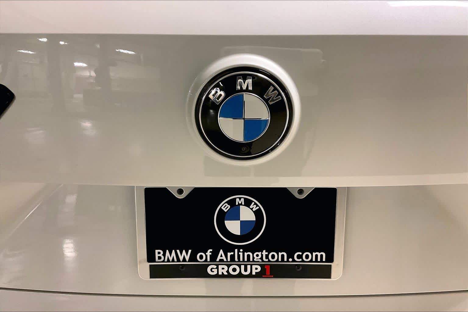 New 2026 BMW iX xDrive60 image 15