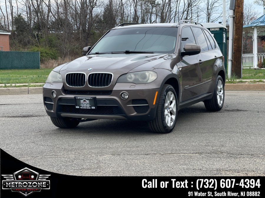 Used 2011 BMW X5 xDrive35i w/ Technology Pkg AWD/4WD image 4