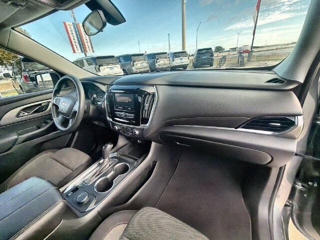 Used 2020 Chevrolet Traverse LS w/ LPO, Floor Liner Package FWD image 28