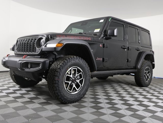 New 2025 Jeep Wrangler Unlimited Rubicon w/ Technology Group