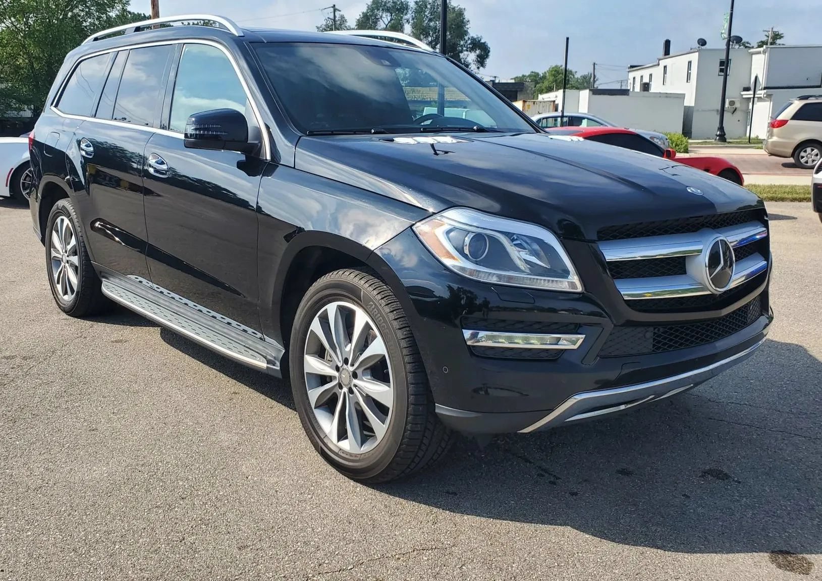 Used 2015 Mercedes-Benz GL 450 4MATIC image 3