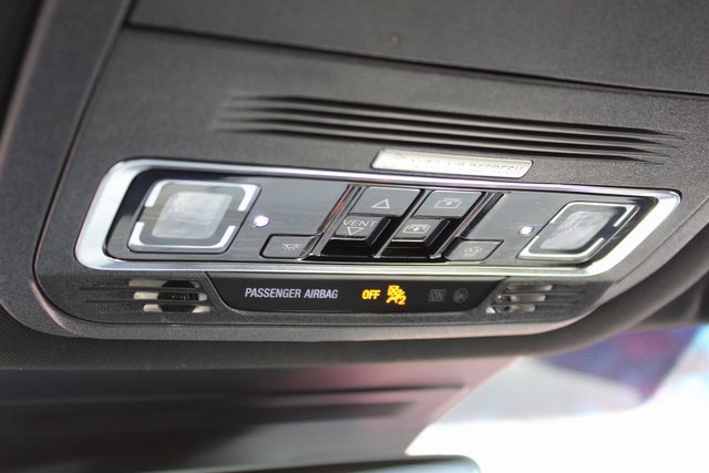 Certified 2024 Lincoln Nautilus Reserve w/ Equipment Group 202A image 33