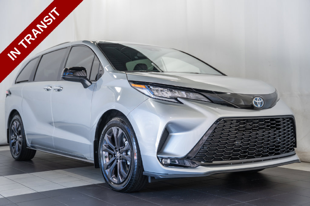 Used 2025 Toyota Sienna XSE