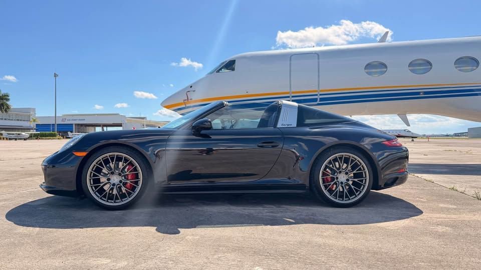 Used 2017 Porsche 911 Targa 4S image 2