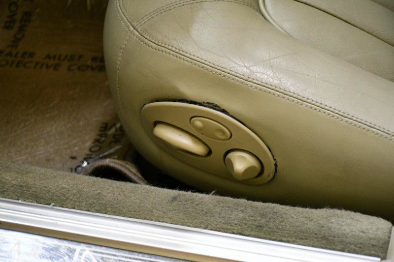 Used 1997 Jaguar XJ6 RWD image 32