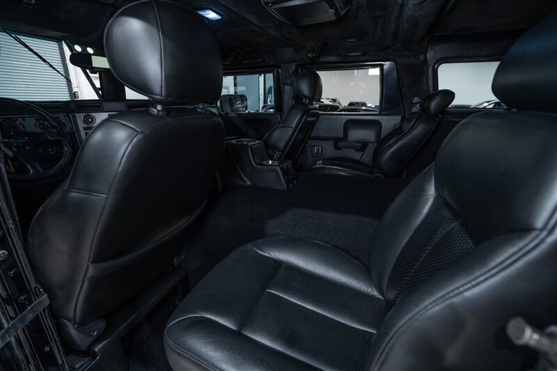 Used 2006 HUMMER H1 4-Door Wagon AWD/4WD image 31