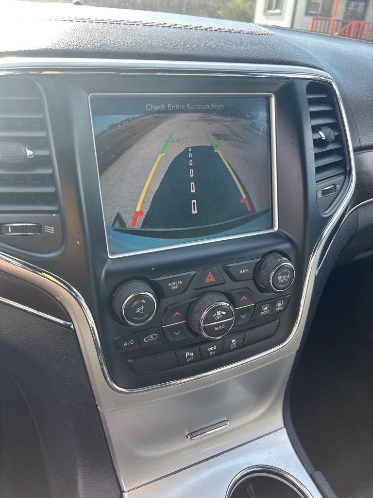 Used 2015 Jeep Grand Cherokee Overland image 12