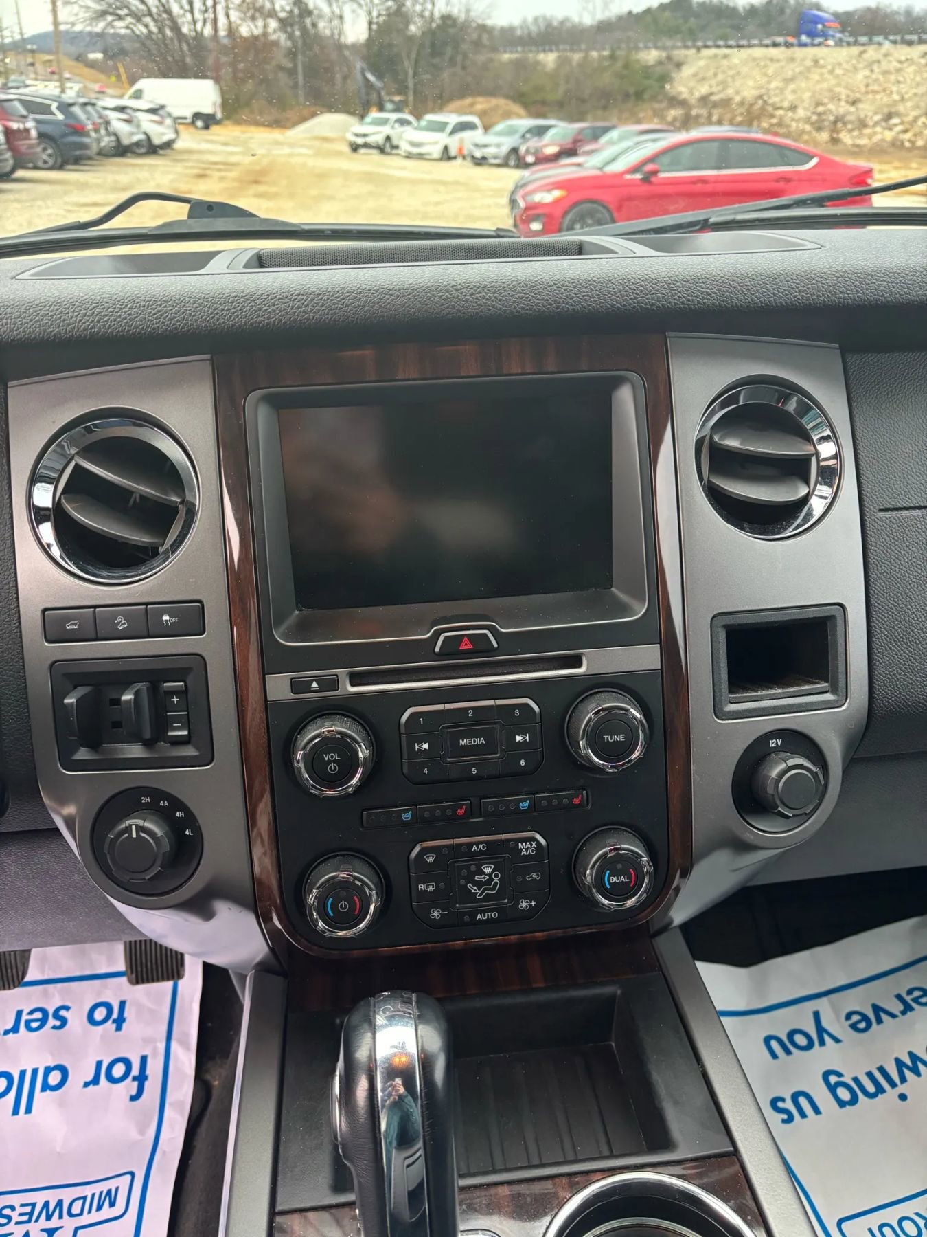 Used 2015 Ford Expedition Platinum image 13